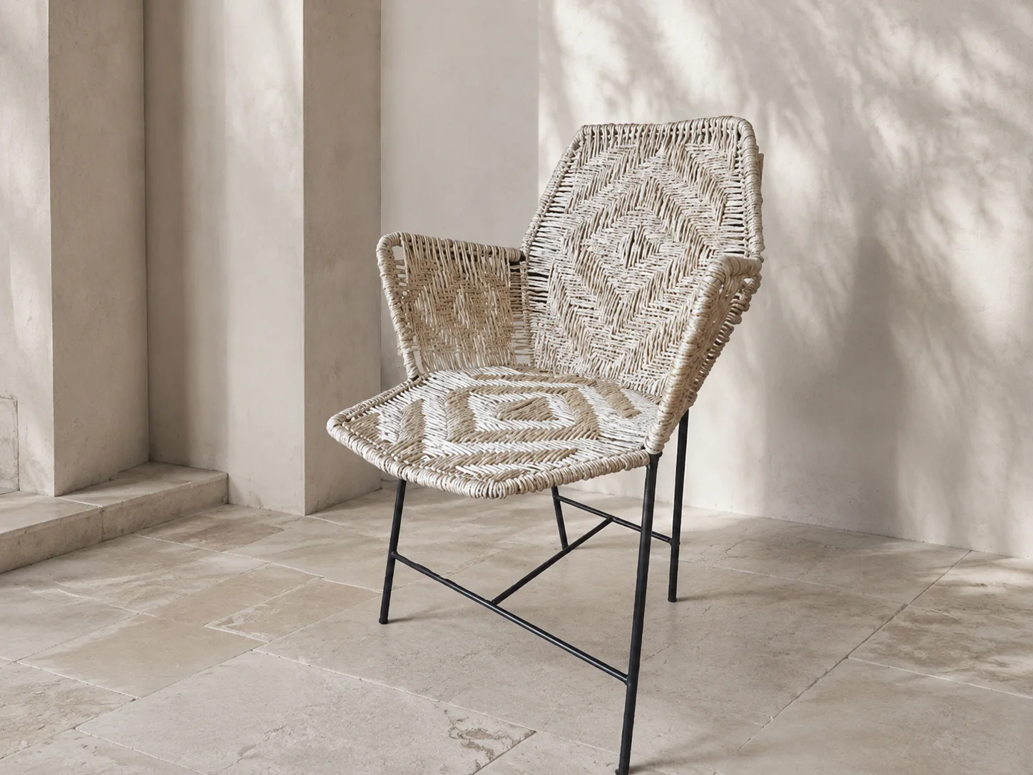 Ala Palma Chair, staged view 2